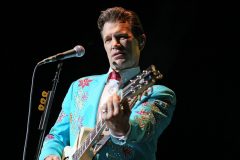 Chris Isaak