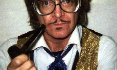 Jose Sinatra - Hosing Down